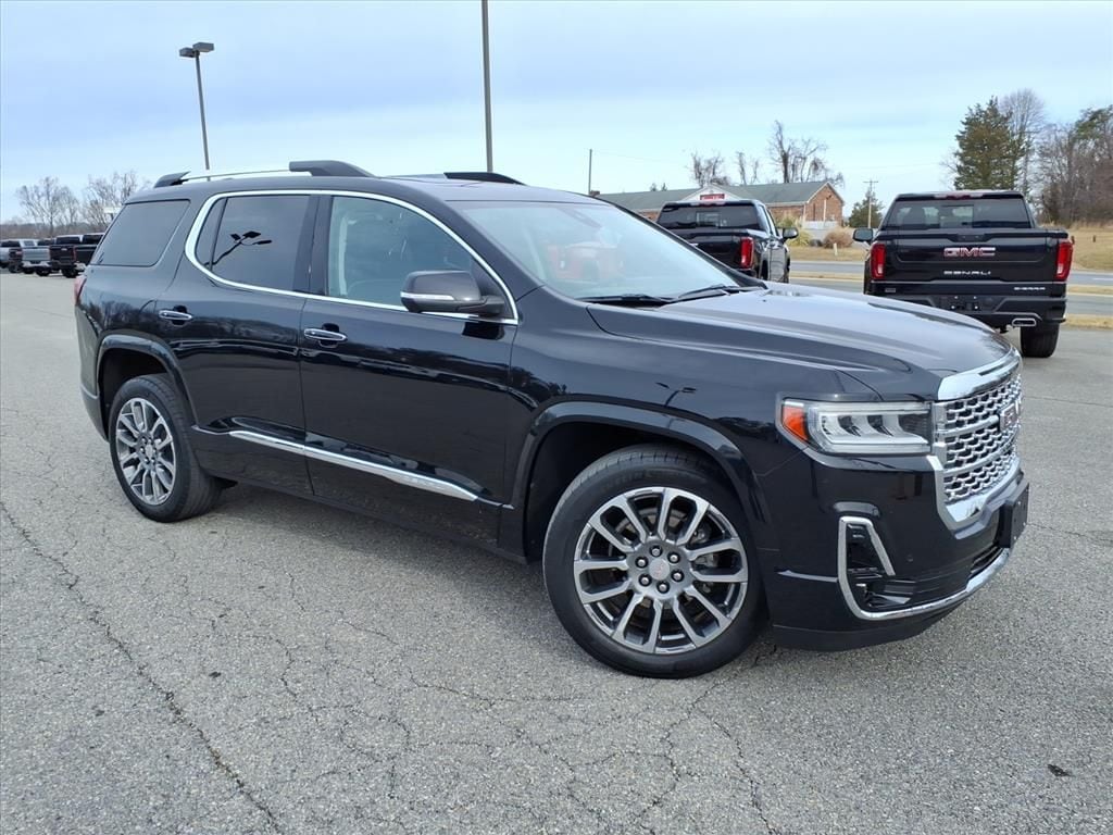 2021 GMC Acadia Denali's photo