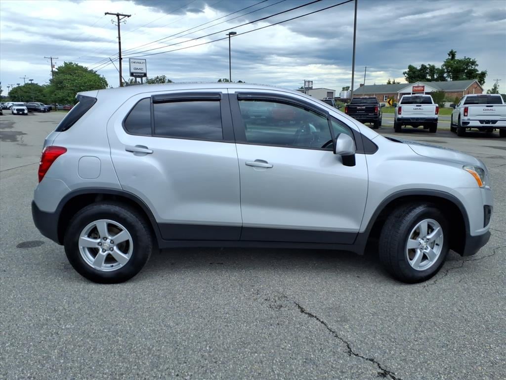 Used 2016 Chevrolet Trax LS SUV
