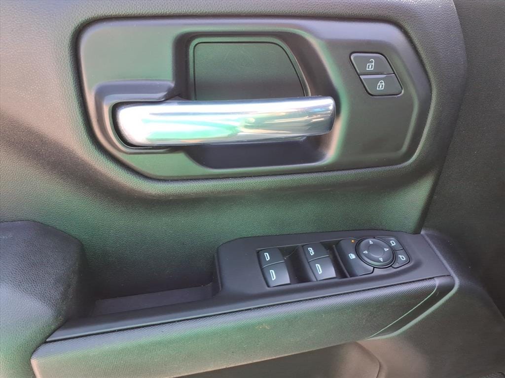 2021 Chevrolet Silverado 1500 Custom - Photo 19