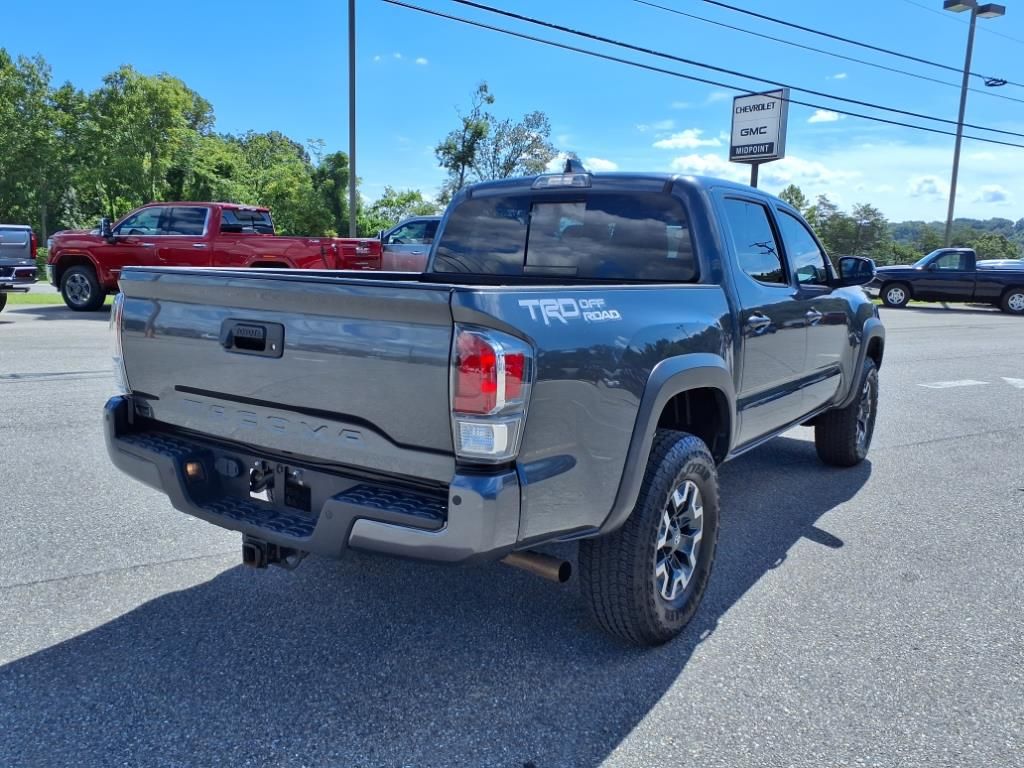 2022 Toyota Tacoma SR5 photo 4