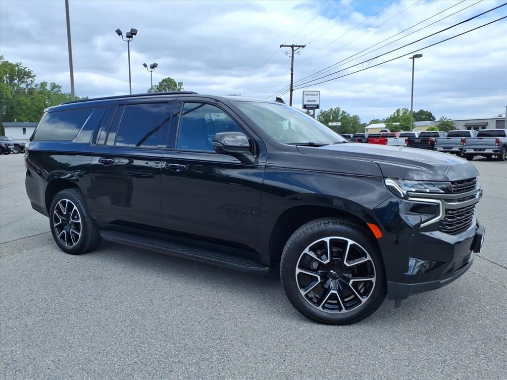 Used 2022 Chevrolet Suburban RST SUV