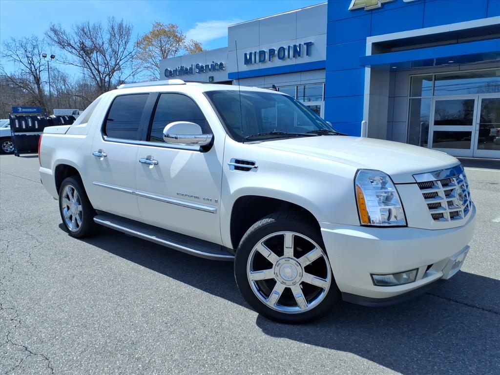 Used 2008 Cadillac Escalade EXT Base with VIN 3GYFK62858G285614 for sale in Rocky Mount, VA