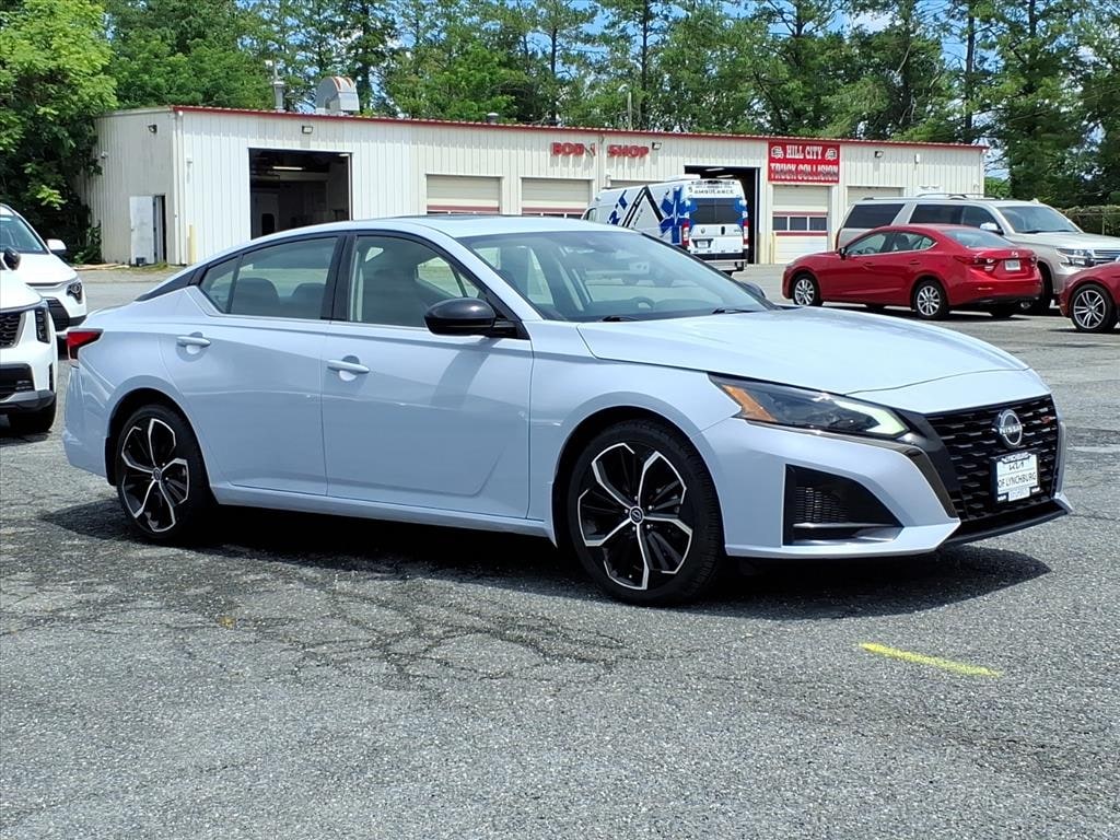 Used 2023 Nissan Altima 2.5 SR Sedan