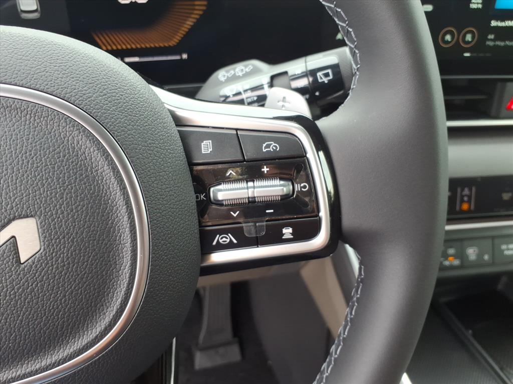 2026 Kia Carnival EX - Photo 16