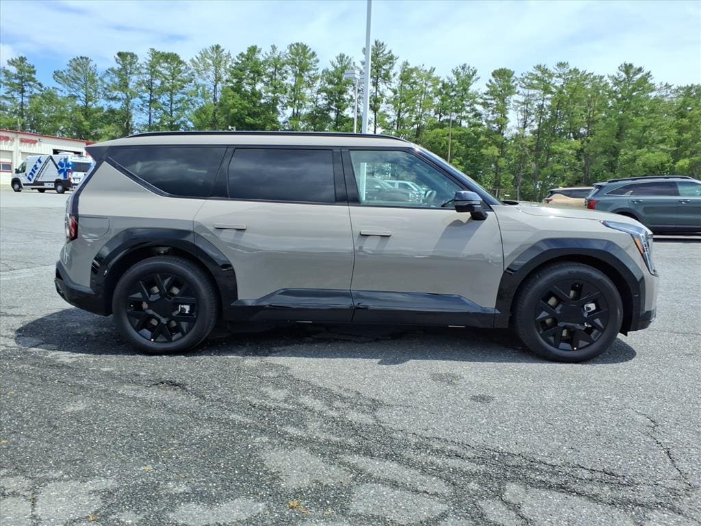 New 2026 Kia EV9 Land Sport Utility