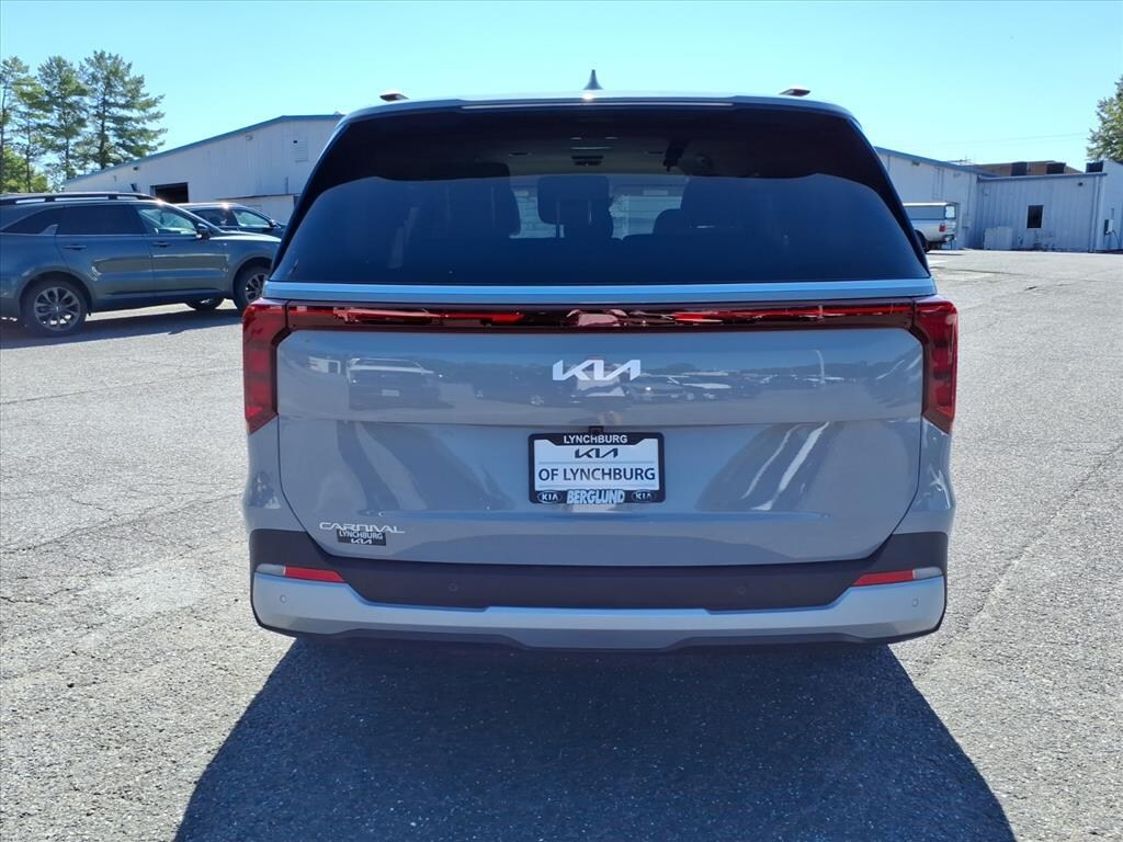 New 2026 Kia Carnival EX Passenger Van