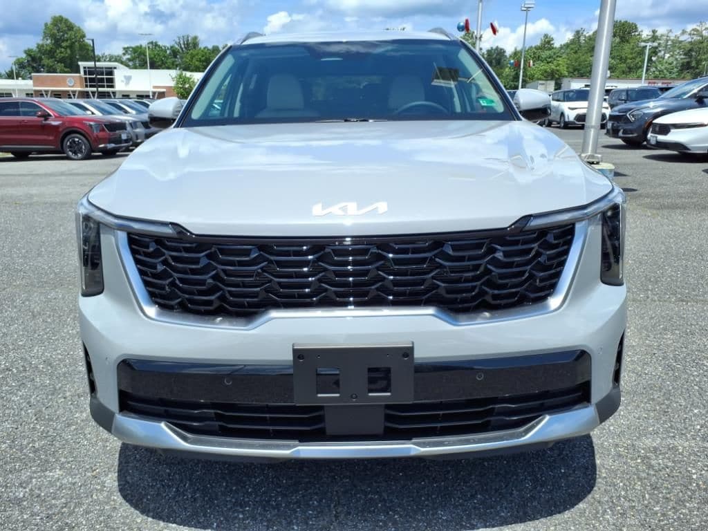 2025 Kia Sorento S - Photo 9