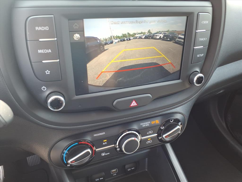 2025 Kia Soul LX - Photo 27
