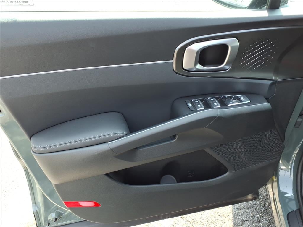 2026 Kia Sorento EX Hybrid - Photo 16