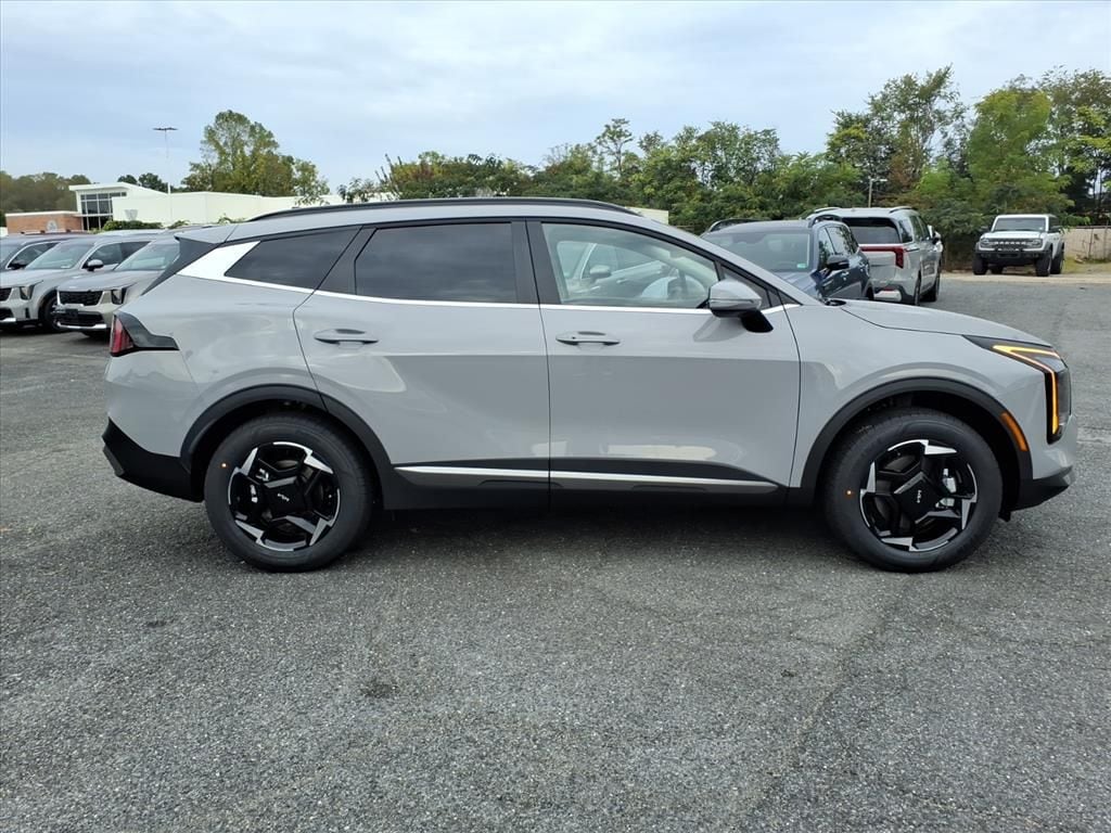 New 2026 Kia Sportage Hybrid EX SUV
