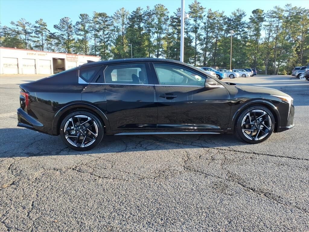 New 2025 Kia K4 GT-Line Sedan