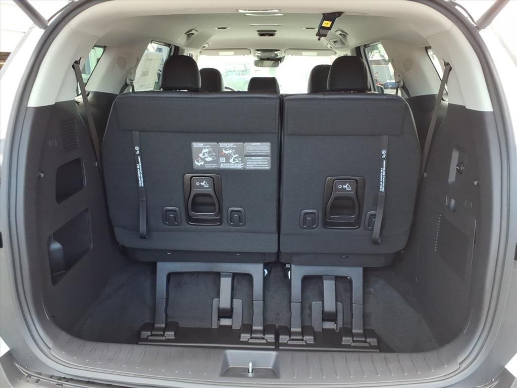 2026 Kia Carnival EX - Photo 15