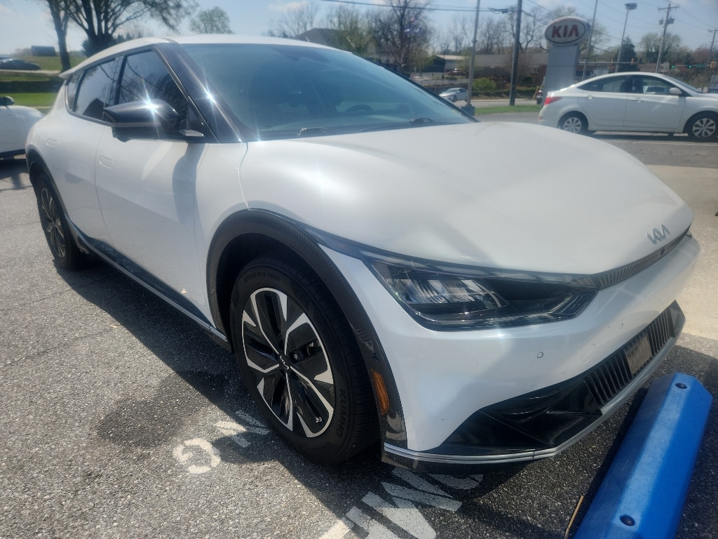 2023 Kia EV6 Wind