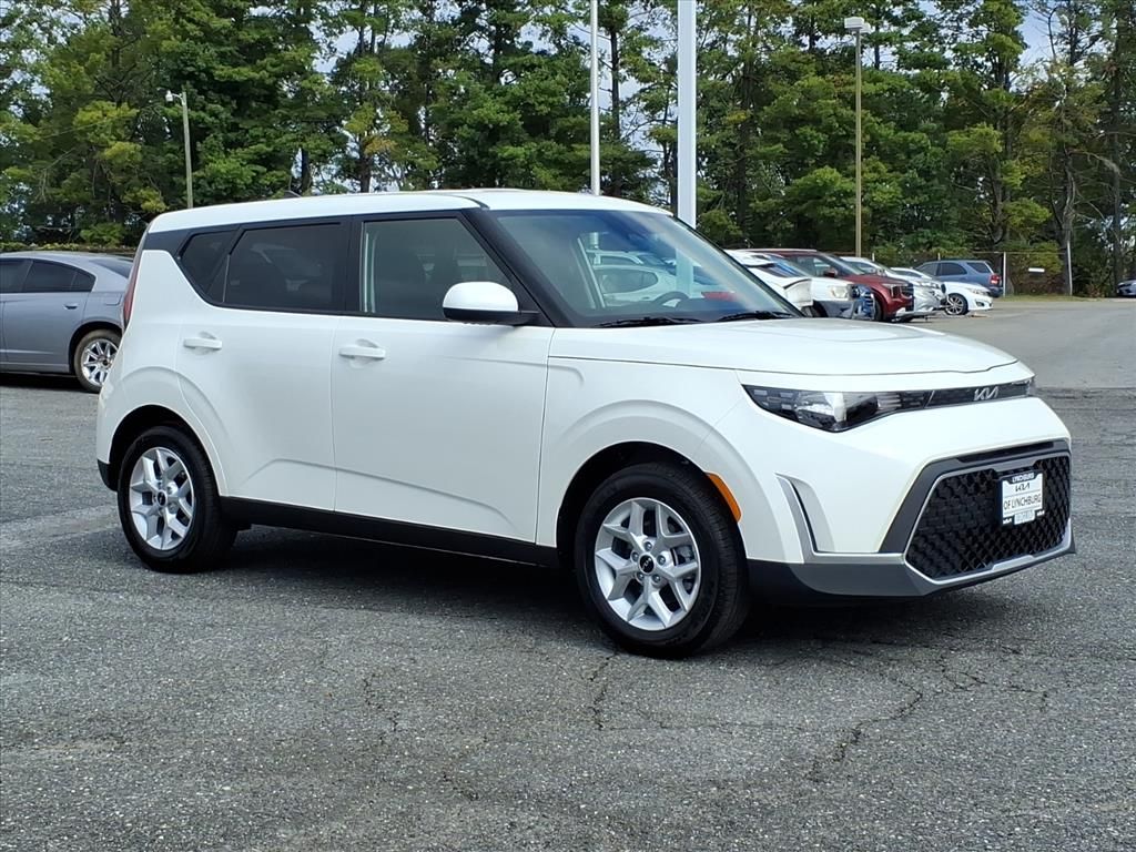 2025 Kia Soul Hatchback 