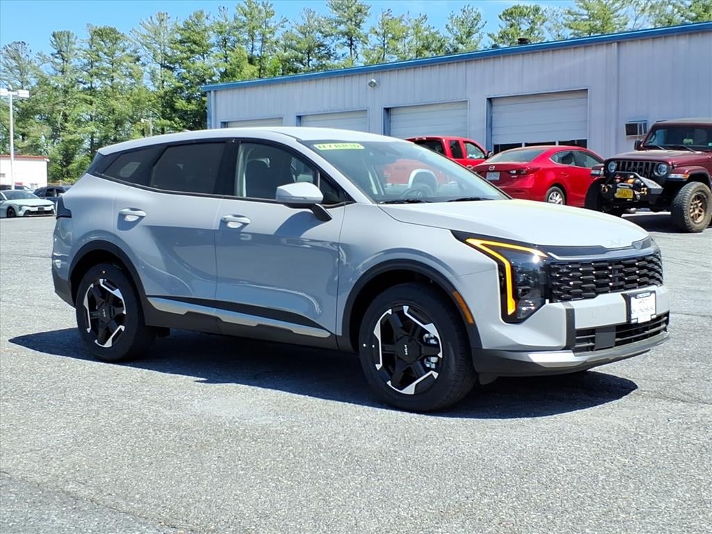 New 2026 Kia Sportage Hybrid S Sport Utility