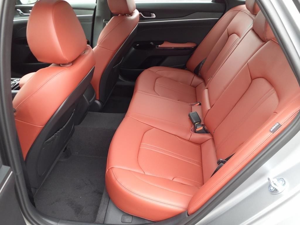 2025 Kia K5 GT-Line - Photo 13