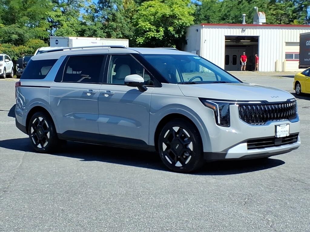 New 2026 Kia Carnival EX Passenger Van