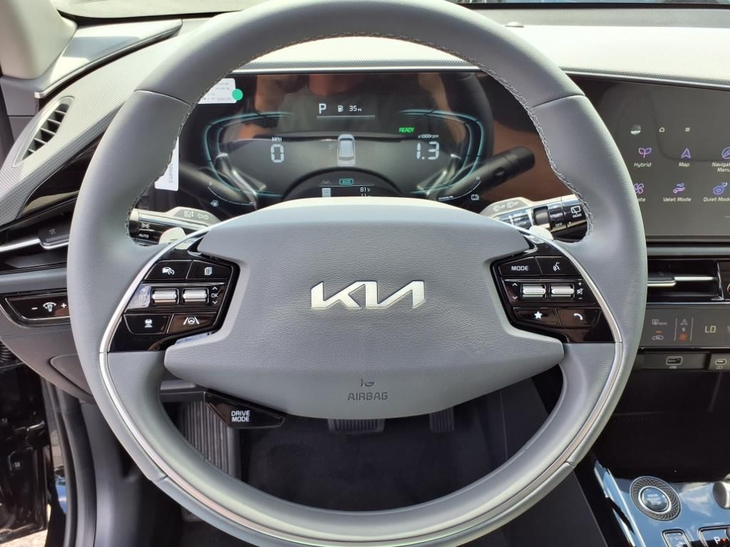 2025 Kia Niro EX - Photo 19