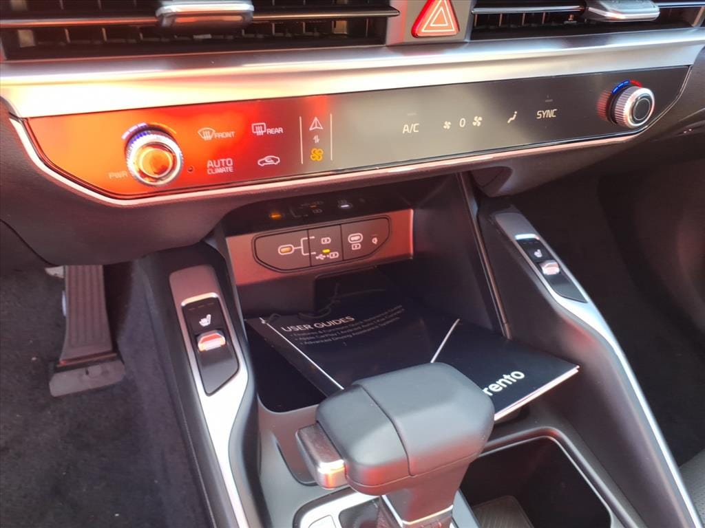 2026 Kia Sorento EX - Photo 23