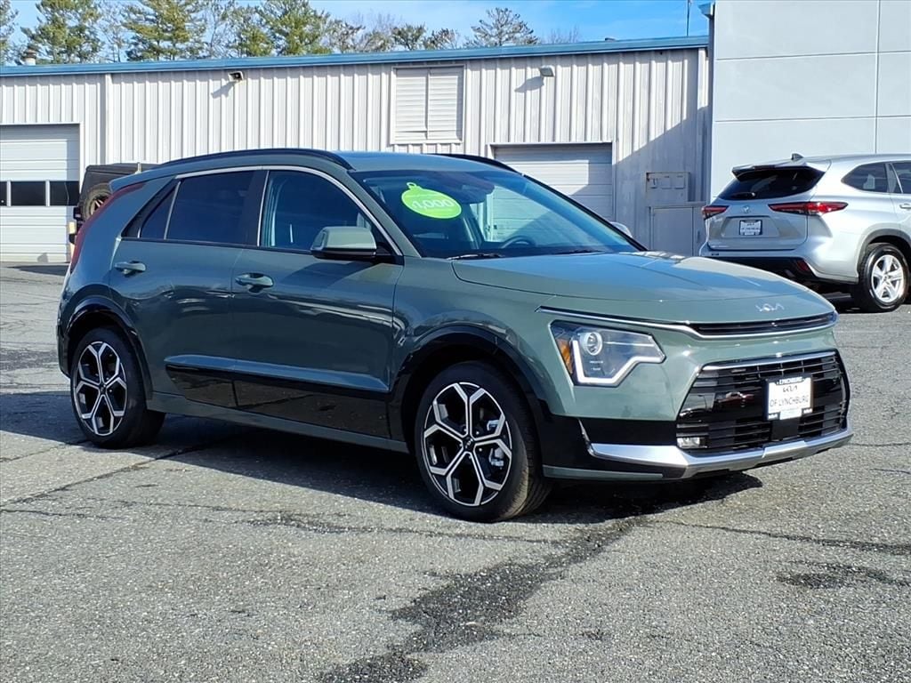 2025 Kia Niro EX Touring's photo