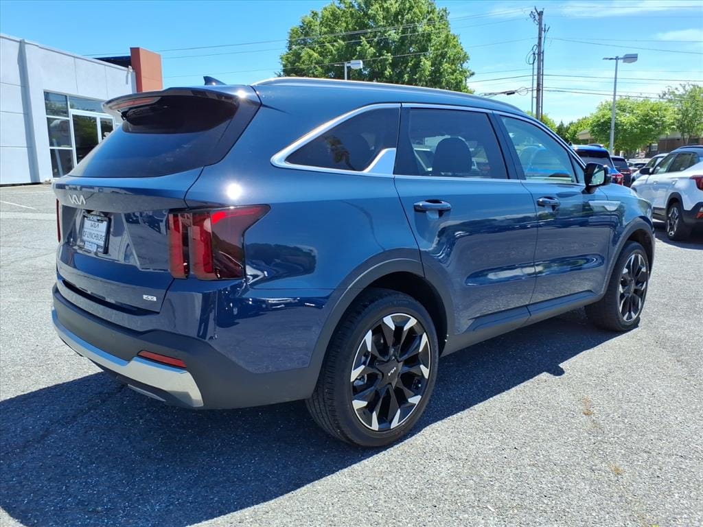 Certified 2026 Kia Sorento EX Sport Utility