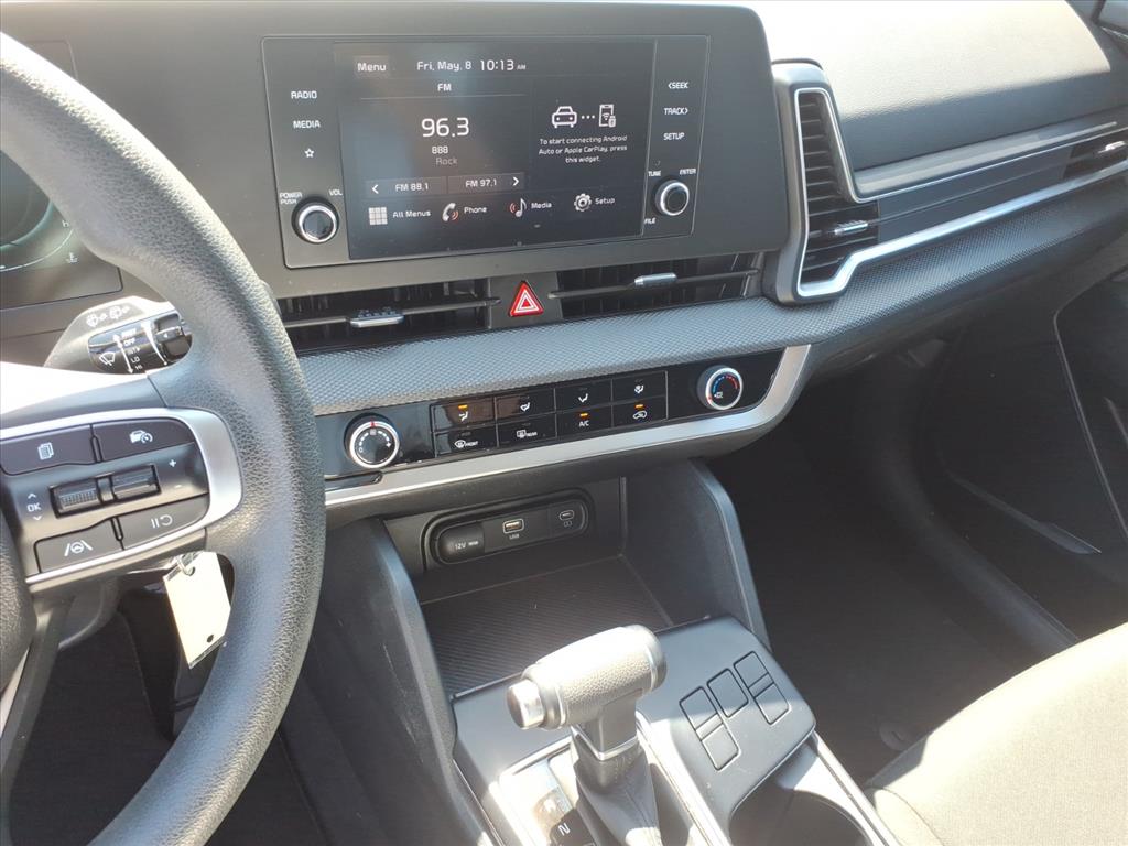 2025 Kia Sportage LX - Photo 25