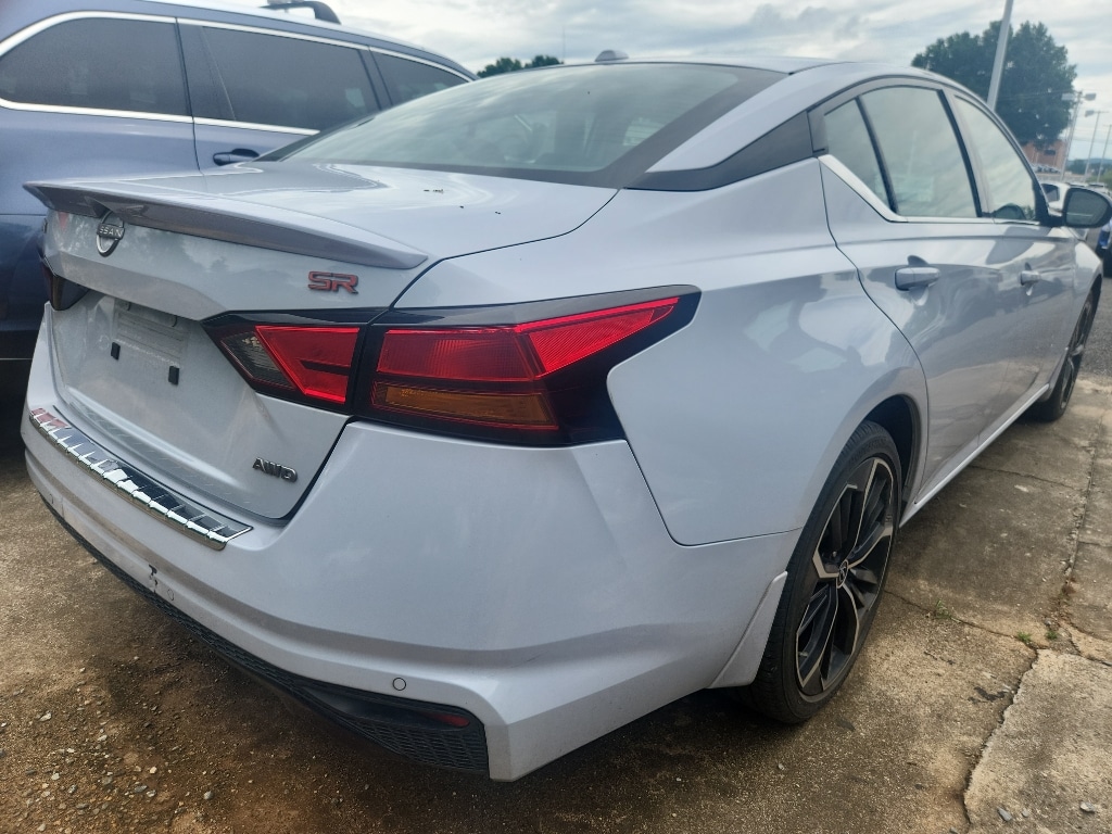 Used 2023 Nissan Altima 2.5 SR Sedan