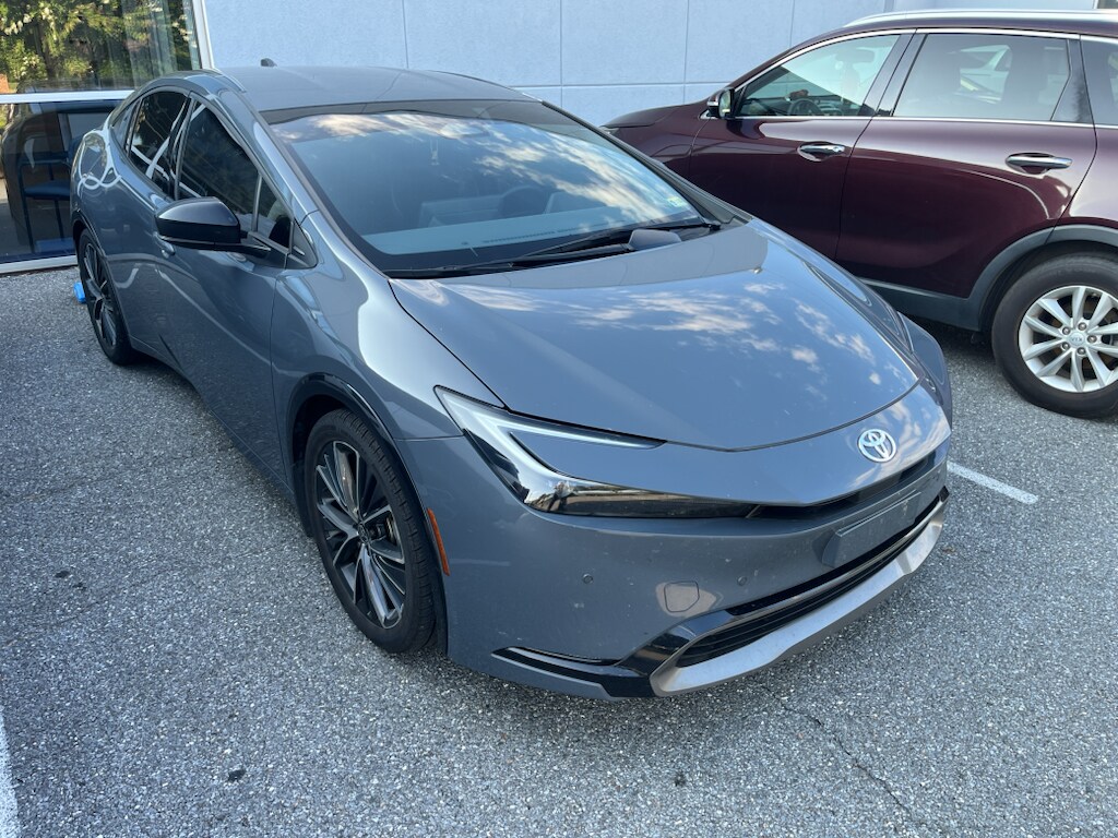 Used 2024 Toyota Prius XLE Hatchback