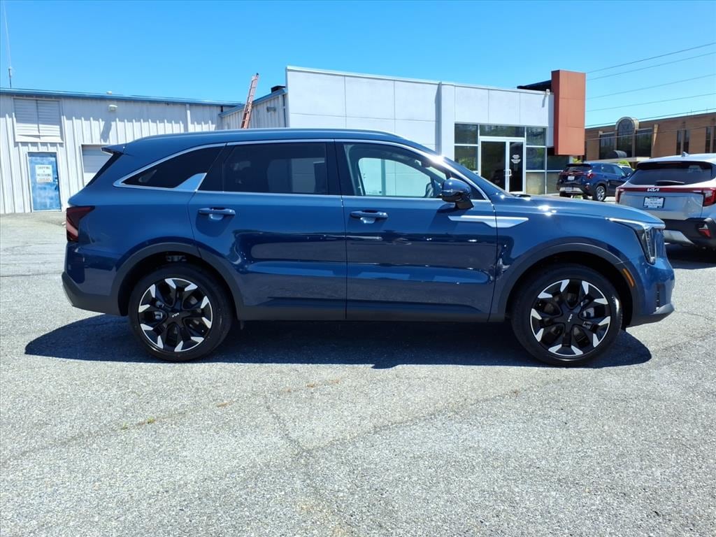 Certified 2026 Kia Sorento EX Sport Utility