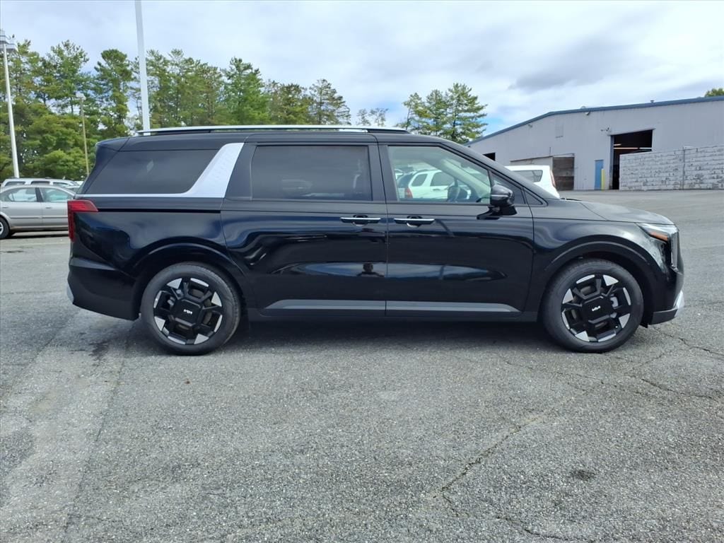 New 2026 Kia Carnival EX Passenger Van