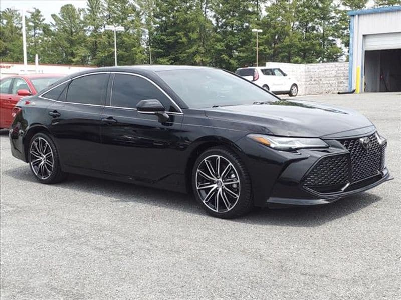 Used 2019 Toyota Avalon Touring with VIN 4T1BZ1FB6KU019558 for sale in Lynchburg, VA