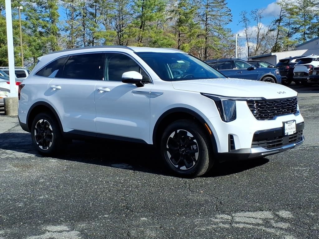 2026 Kia Sorento S's photo