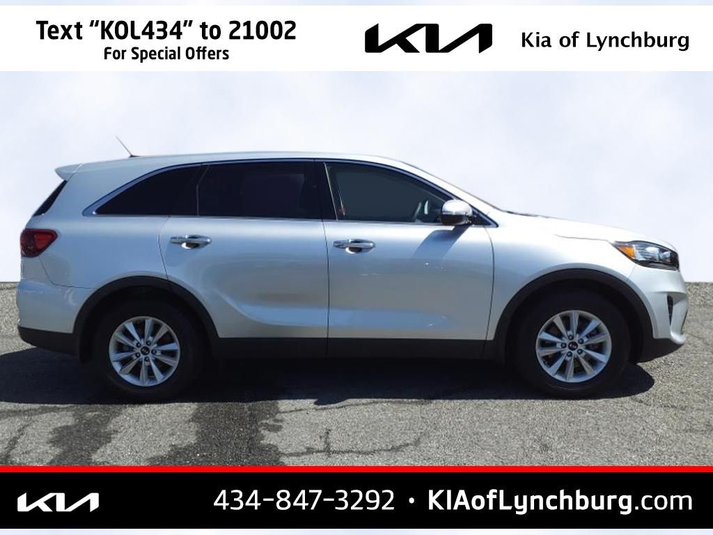 2020 Kia Sorento LX photo 3