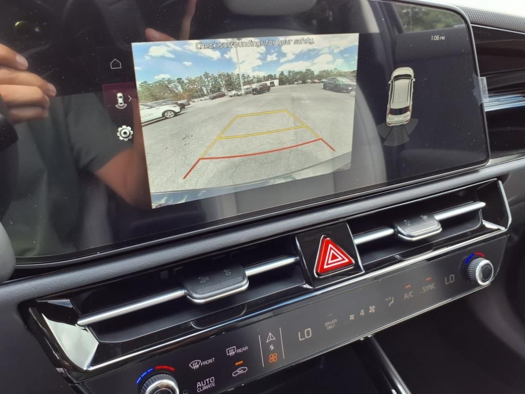 2025 Kia Niro EX - Photo 27