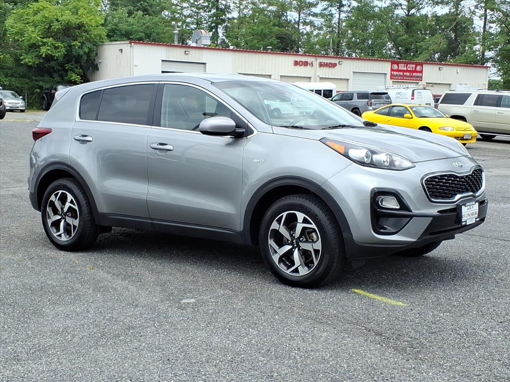 Used 2021 Kia Sportage LX with VIN KNDPMCAC2M7895890 for sale in Lynchburg, VA
