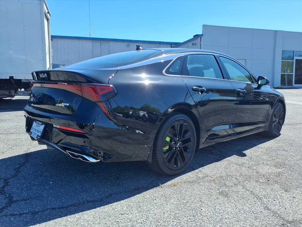 New 2026 Kia K5 GT Sedan