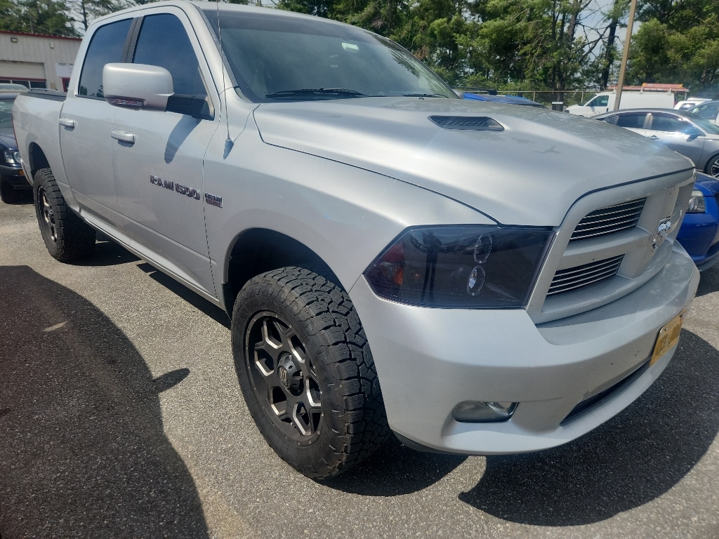 2012 RAM 1500 Sport 4x4 Crew Cab's photo
