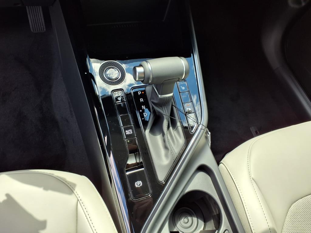 2025 Kia Niro EX - Photo 24
