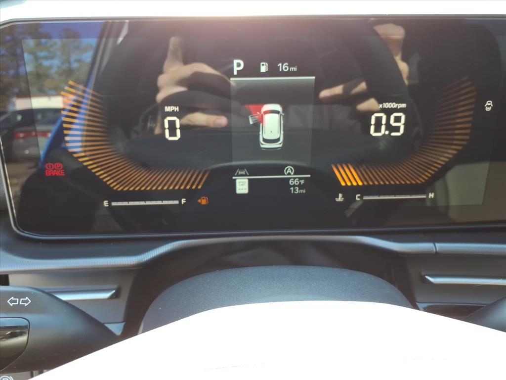 2026 Kia Sportage EX - Photo 18