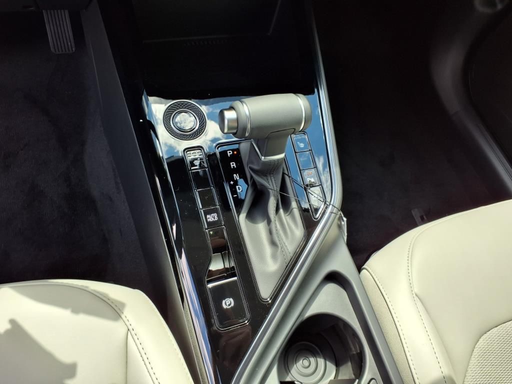 2025 Kia Niro EX - Photo 24