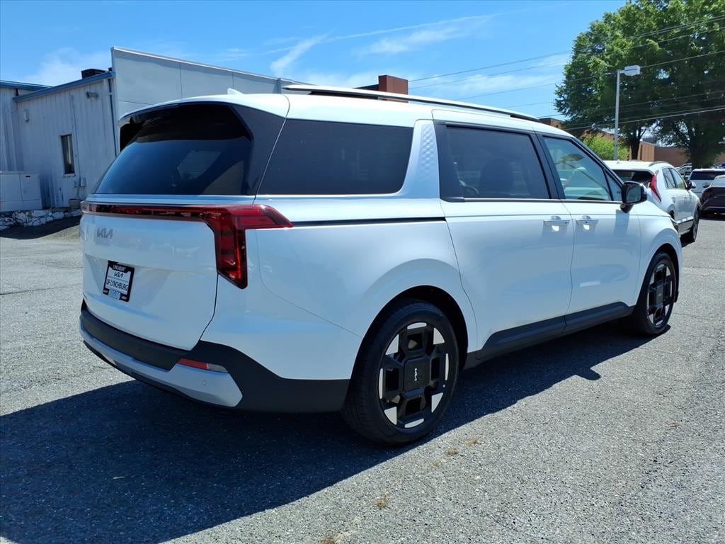 New 2026 Kia Carnival EX Passenger Van