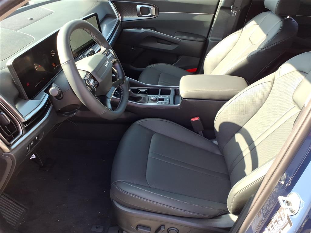 2026 Kia Sorento EX - Photo 10