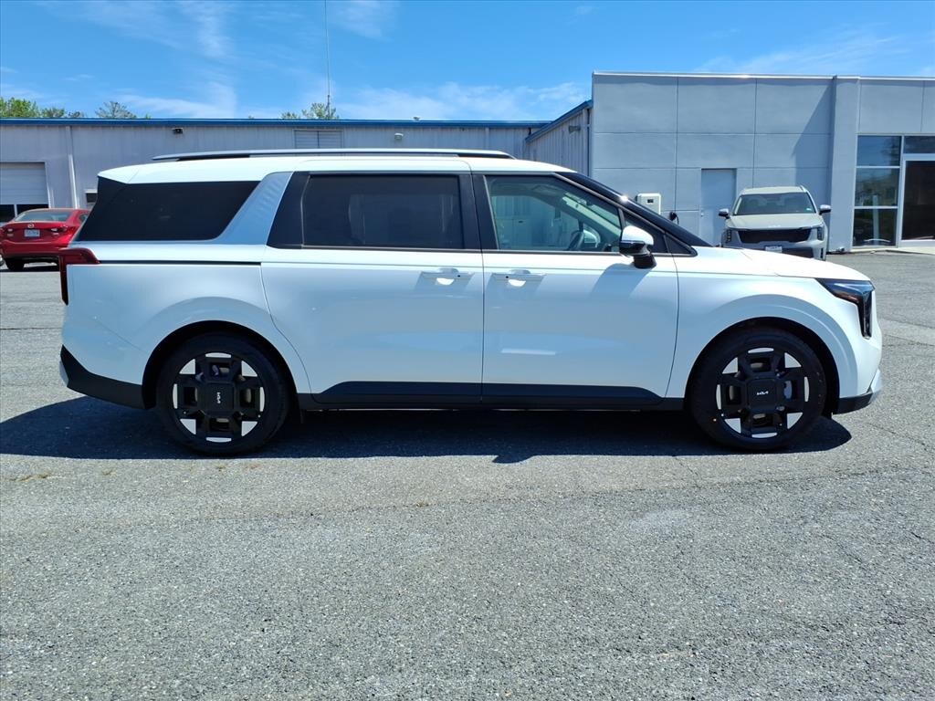 New 2026 Kia Carnival EX Passenger Van