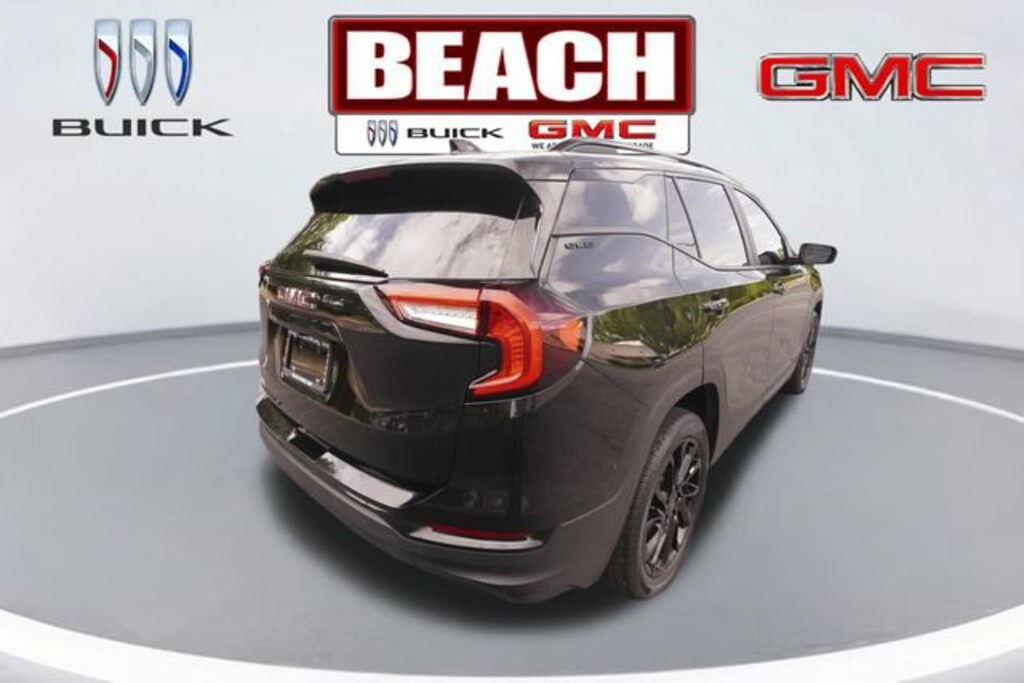 Used 2024 GMC Terrain SLE SUV