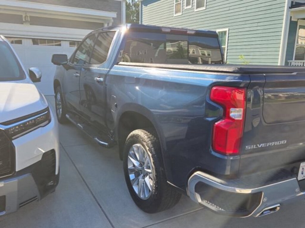 Used 2021 Chevrolet Silverado 1500 LTZ Truck Crew Cab