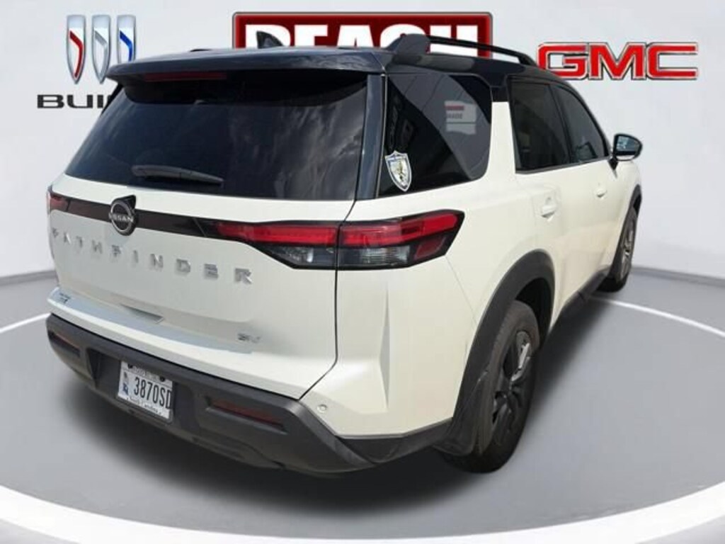 Used 2024 Nissan Pathfinder SV SUV