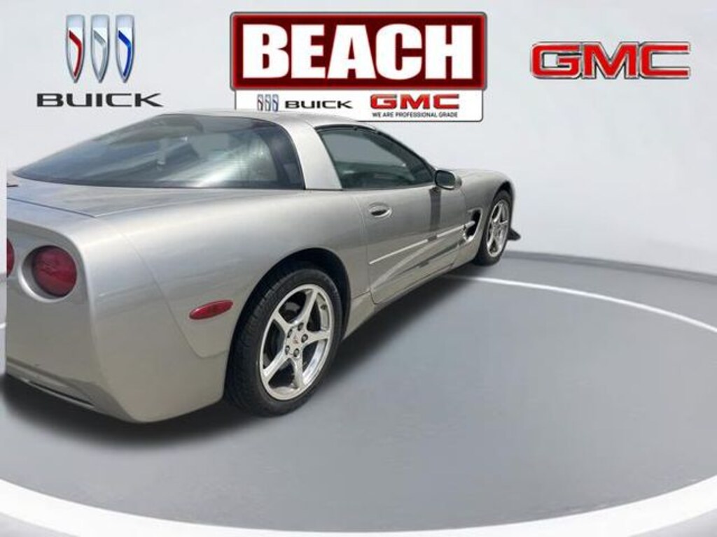 Used 2001 Chevrolet Corvette Base Coupe