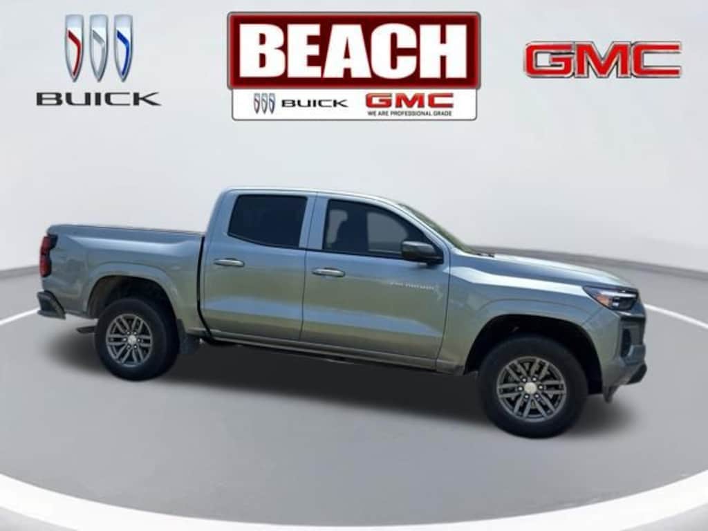 Used 2025 Chevrolet Colorado LT Truck Crew Cab
