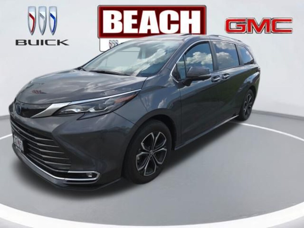 Used 2025 Toyota Sienna Platinum 7 Passenger Van Passenger Van