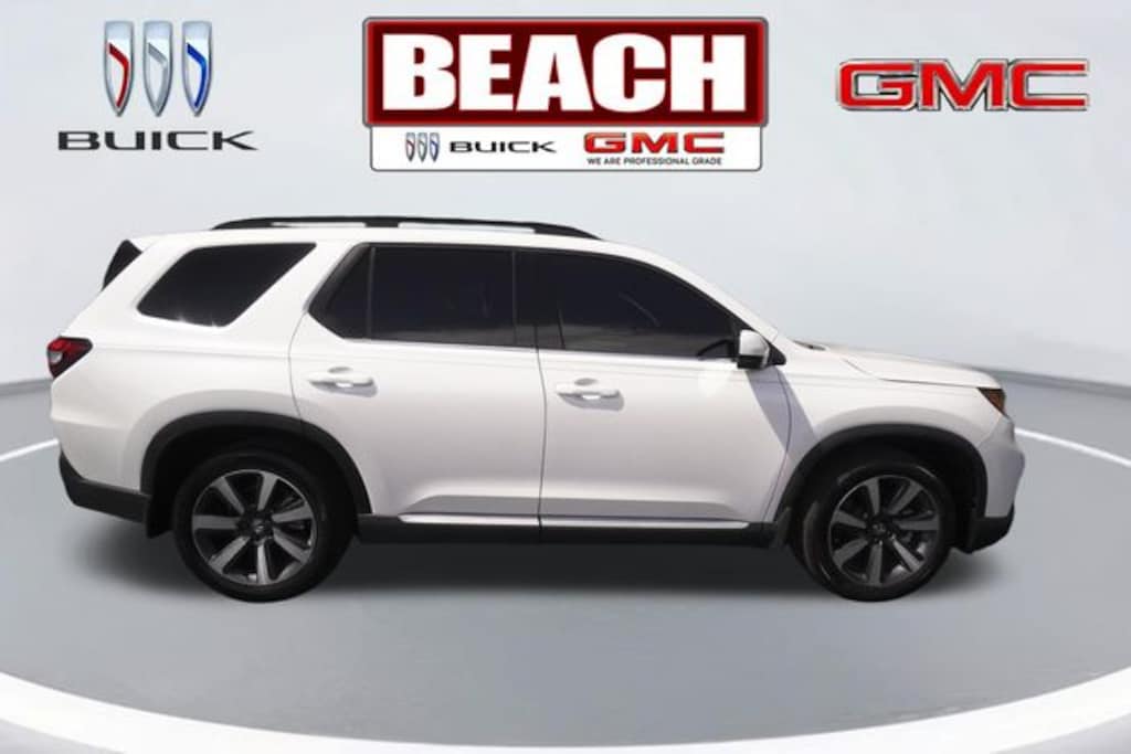 Used 2025 Honda Pilot Touring SUV